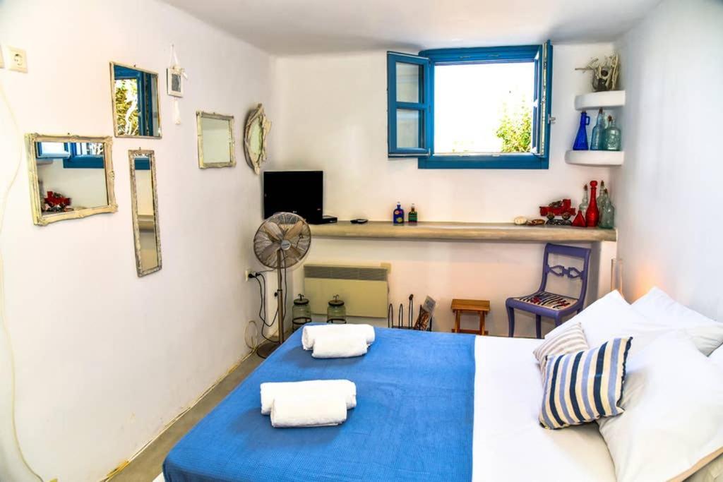 Villa Niloya Kythnos Лутра Экстерьер фото
