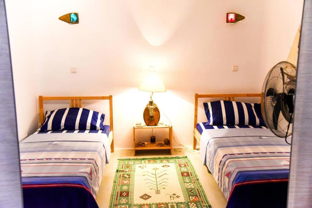 Villa Niloya Kythnos Лутра Экстерьер фото